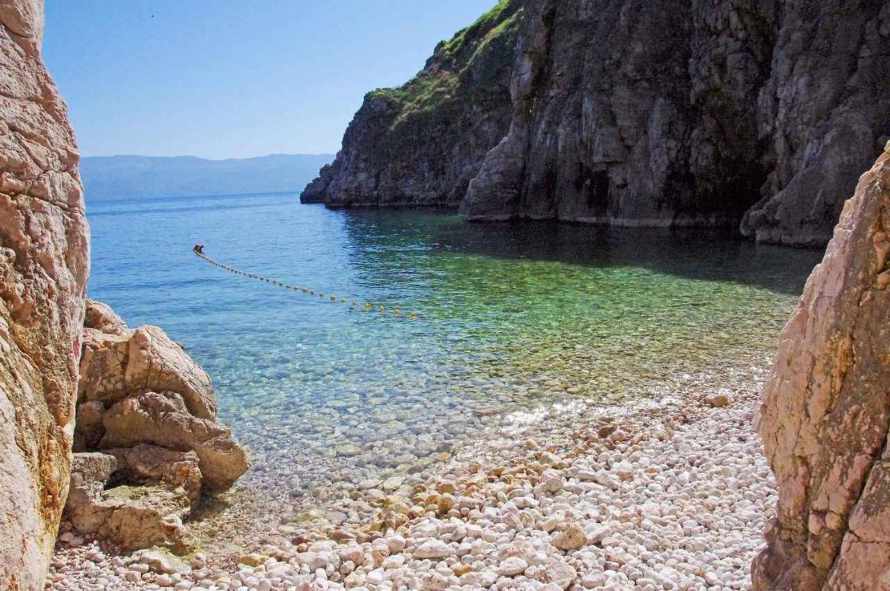 Apartment In Vrbnik/Insel Krk 13614 المظهر الخارجي الصورة