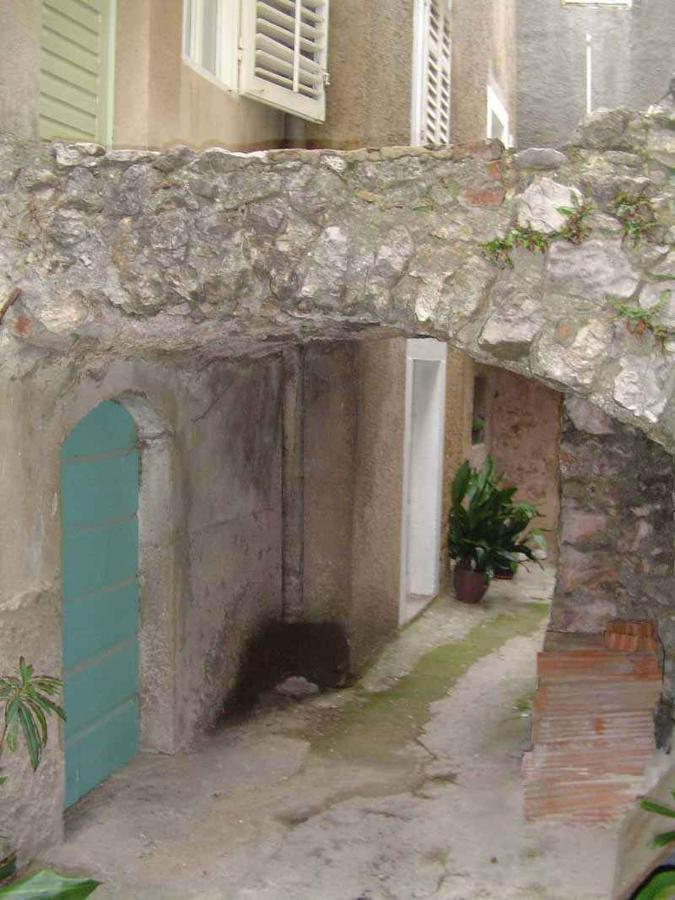 Apartment In Vrbnik/Insel Krk 13614 المظهر الخارجي الصورة